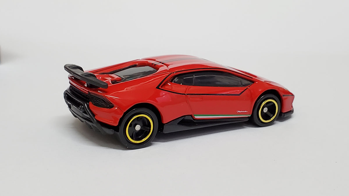 Tomica clearance huracan performante