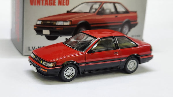 1:64 Tomica Limited Vintage LV-N304a Toyota Corolla Levin 2door GT-Apex 1985