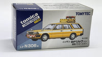 1:64 Tomica Limited Vintage LV-N306a Nissan Cedric Van Road Patrol Car