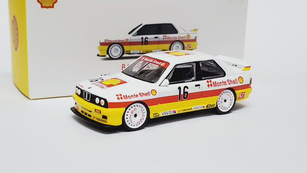 1:64 Mini GT X Shell Hong Kong Exclusive BMW M3 E30 Evolution Groupe A