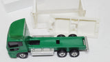 Tomica UD Truck QUON Tomica Assembly Factory. Container Unspun.